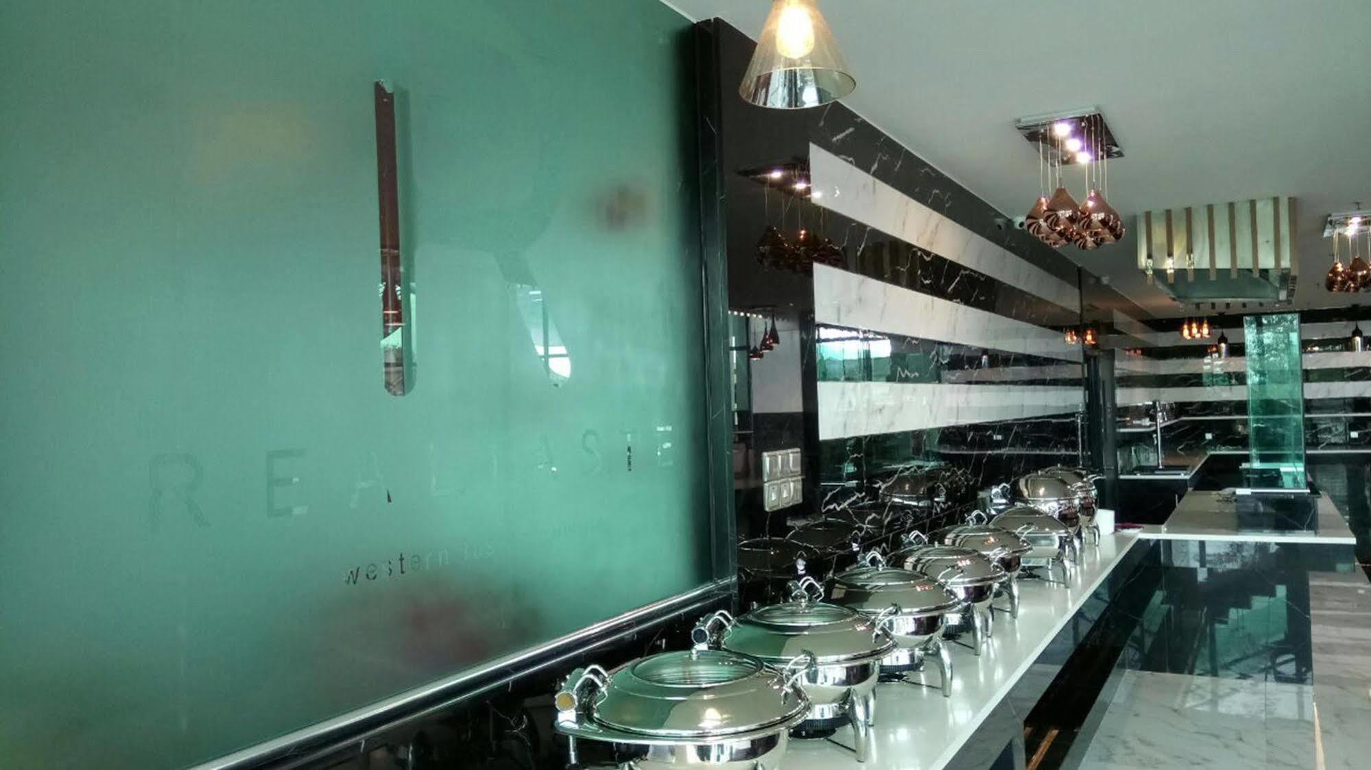 Purest Hotel Sungai Petani Eksteriør bilde
